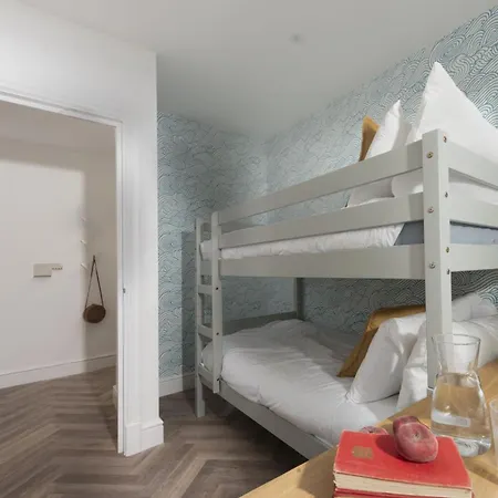 4, Oasis Sands *